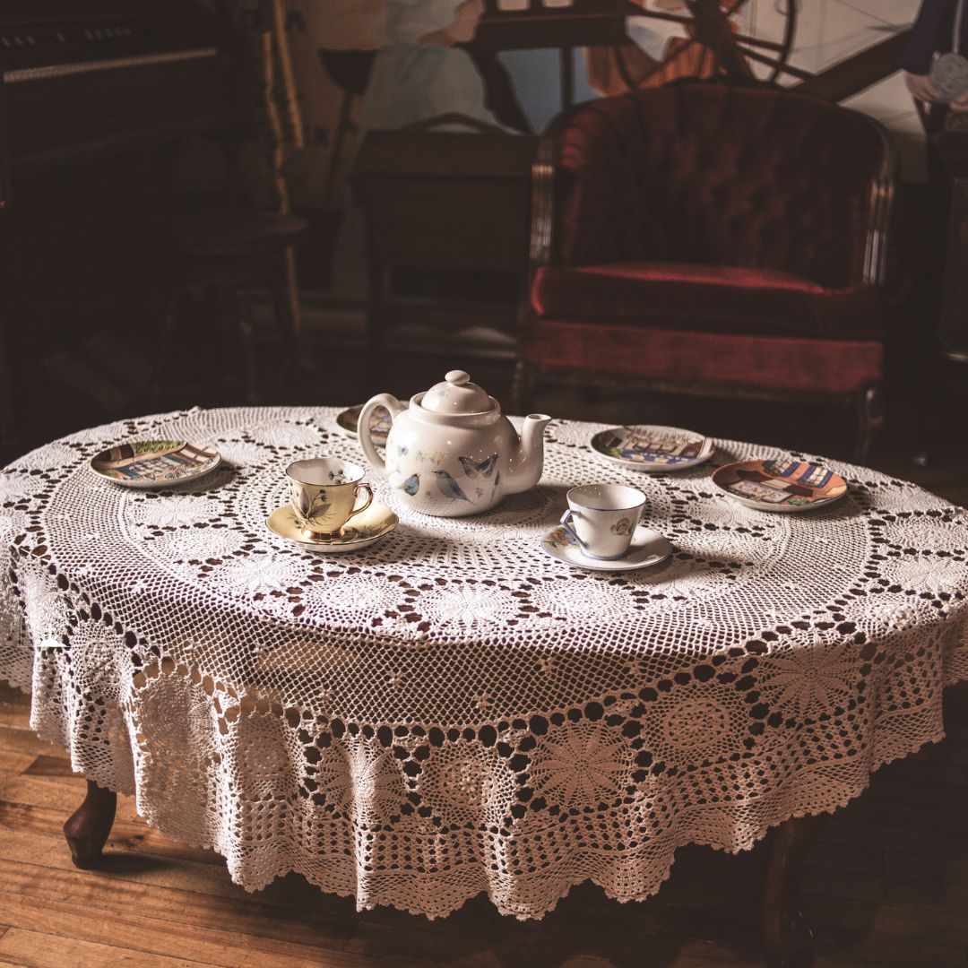 Twila's Treasures - Linens